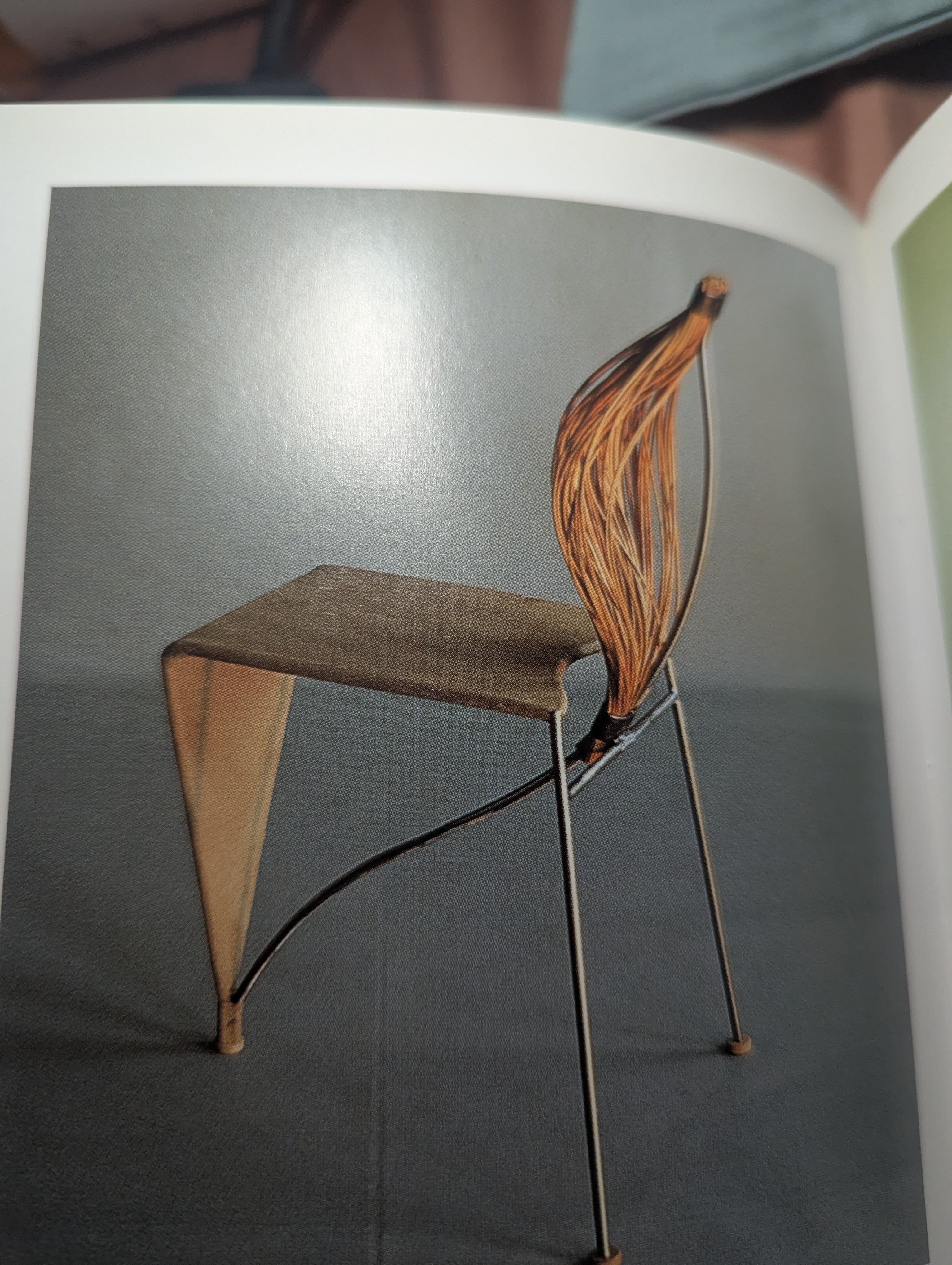 Chairs that don't pay their taxes on time - photo 6